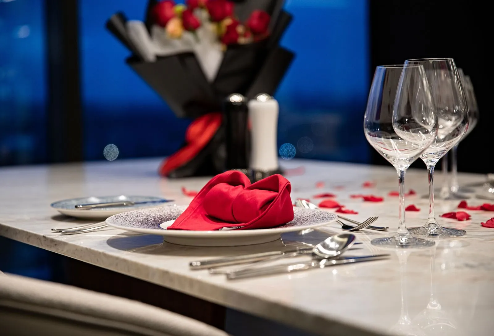 How to Plan a Private Dinner at Home